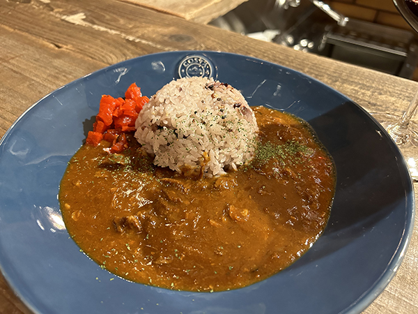 牛すじカレー770円▶500円